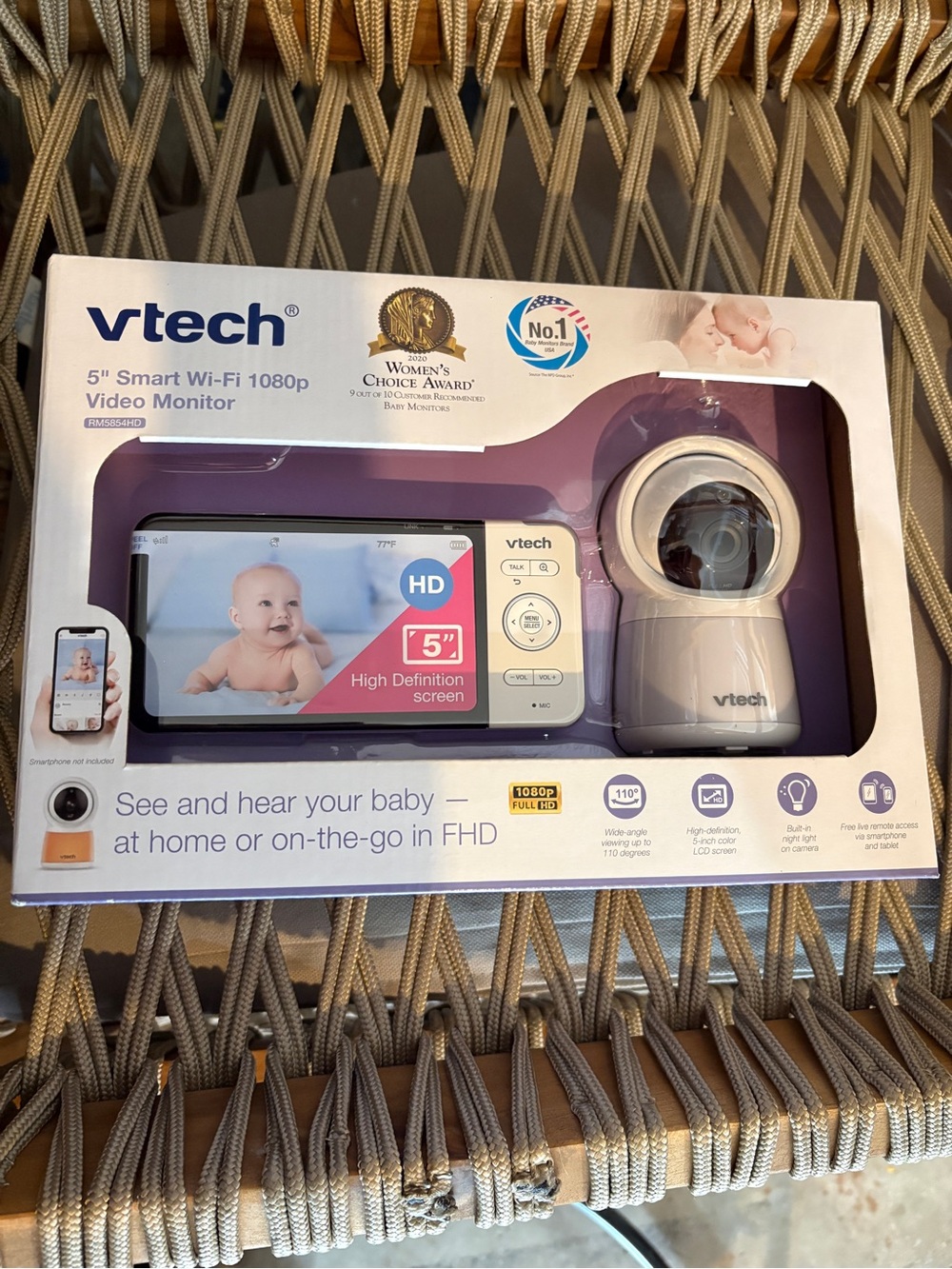 VTech 5" Smart Wi‑Fi 1080p Video Monitor in white